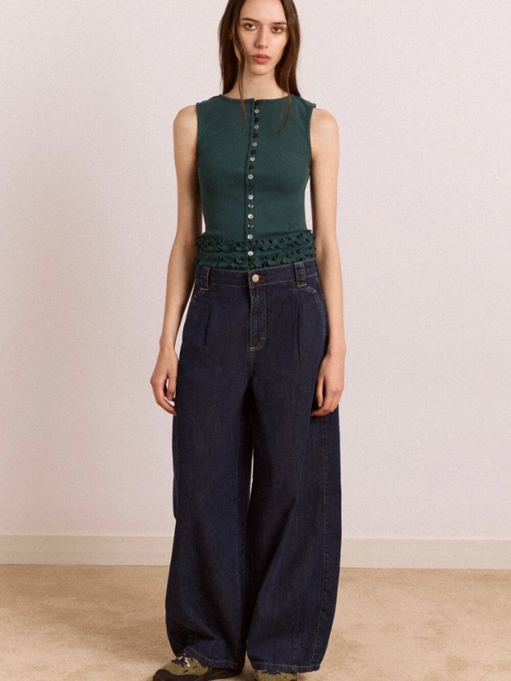 NWT Erika Jeans Damson Madder in Blue 12